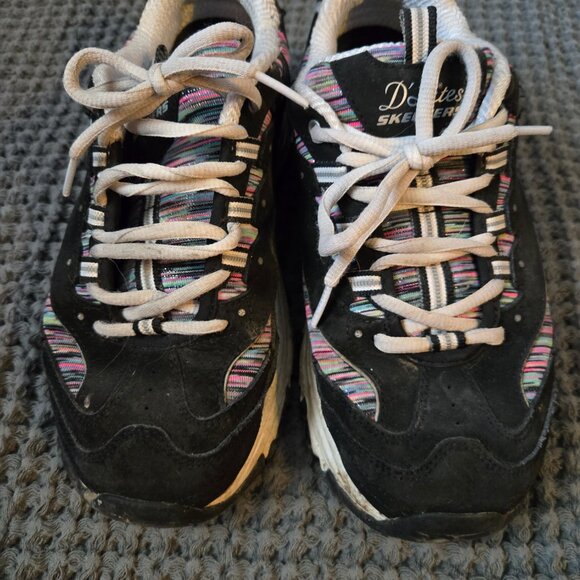 Skechers tennis shoes for women - Picture 4 of 6